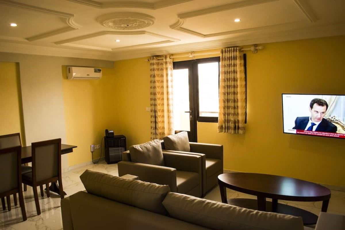Hotel Jouvence International Yaoundé Eksteriør bilde
