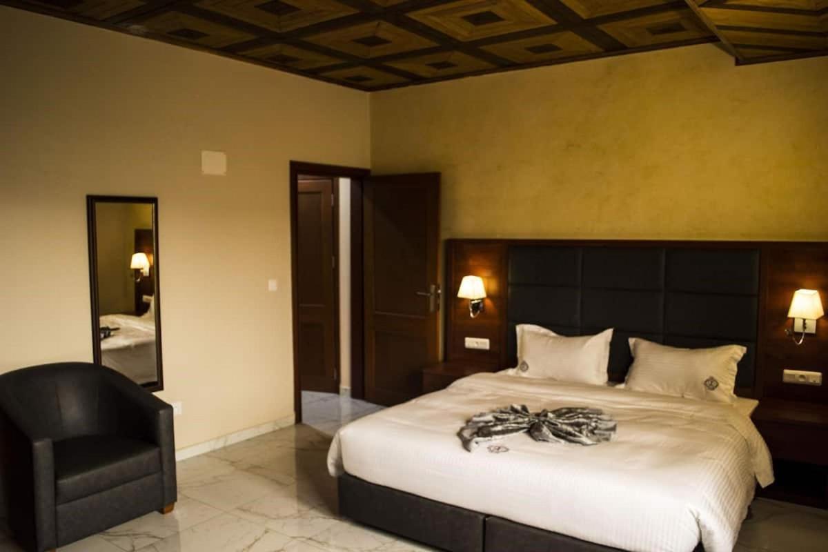 Hotel Jouvence International Yaoundé Eksteriør bilde