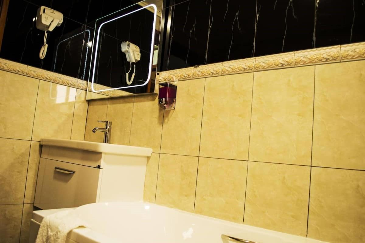 Hotel Jouvence International Yaoundé Eksteriør bilde