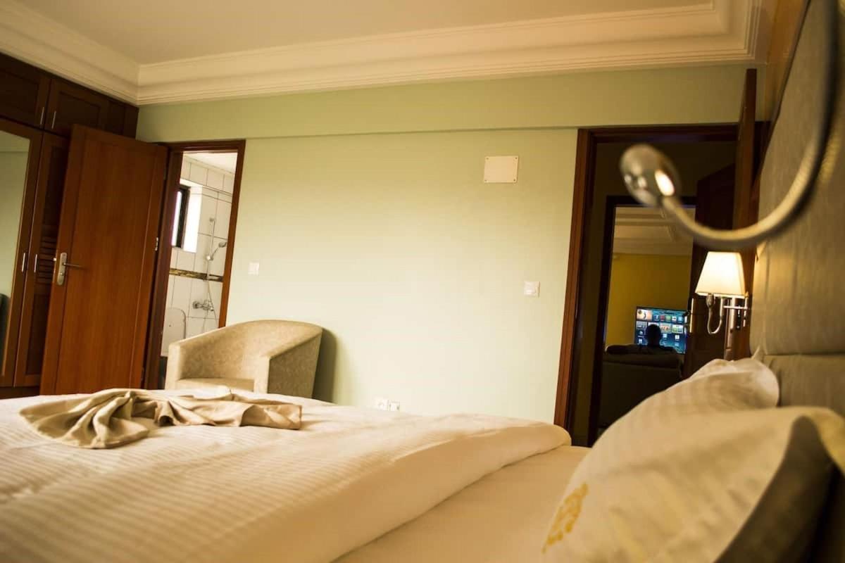 Hotel Jouvence International Yaoundé Eksteriør bilde